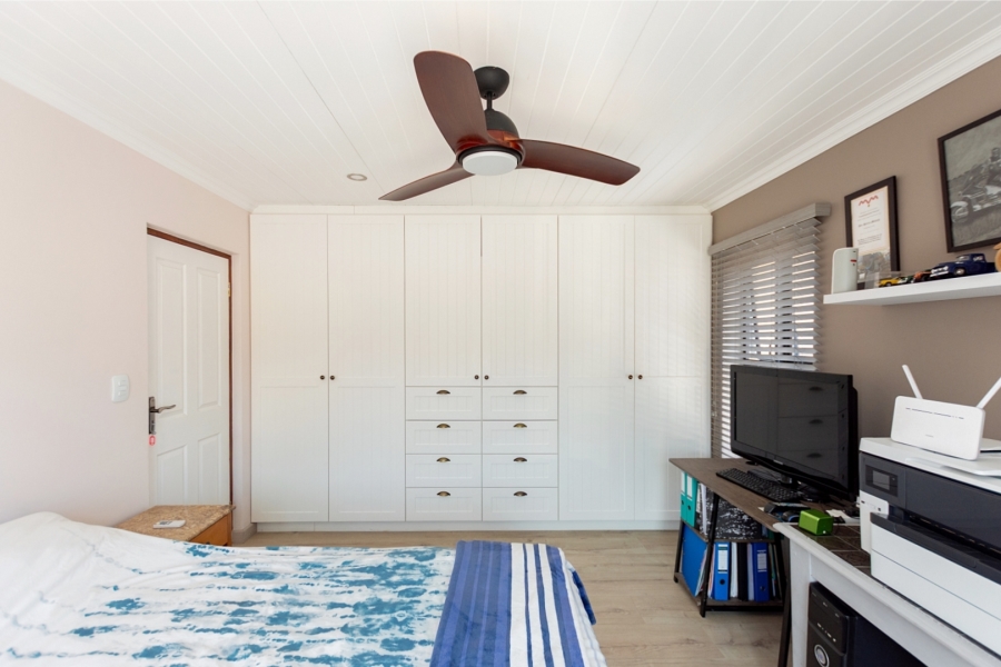 2 Bedroom Property for Sale in Port Owen Western Cape